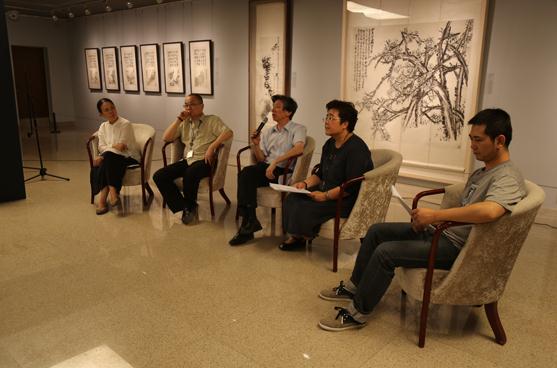 �й�������2014�ݲؾ�Ʒչ�ھ���Ļ