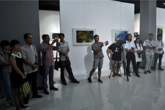 �쾳��֣��ˮī��Ʒչ�ھ�¡����Ļ