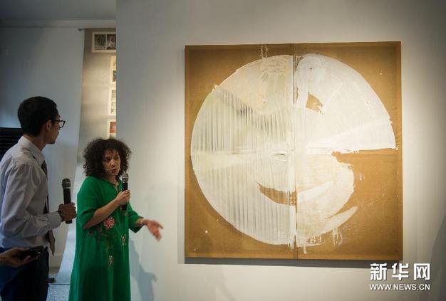 �����������շ�����չ�������뻭���ھ���Ļ