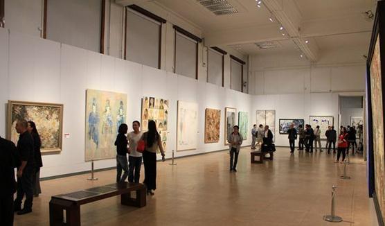 ʮ����ȫ����չ�ۺϲ��ϻ滭չ�ںӱ�����Ժ¡����Ļ