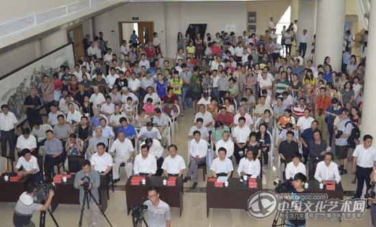 �й������о�Ժ�黭չ��ɽ��Ϋ����չ