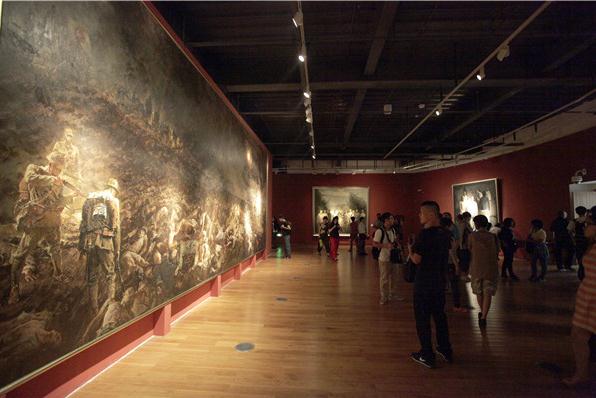 �����ڻ滭�� �й��ͻ�����֮·�ں�����Ļ