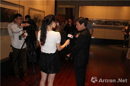 大道于斯童和平山水画精品展在京启幕