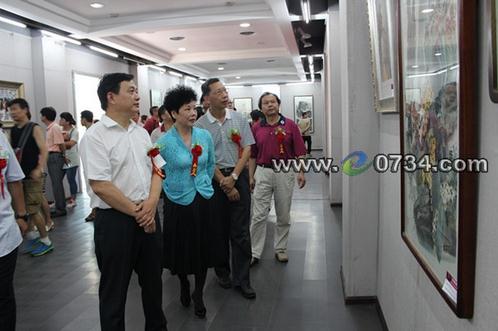 ����ʡ�Ļ�ϵͳרҵ�ٰ��黭����Ʒ��չ