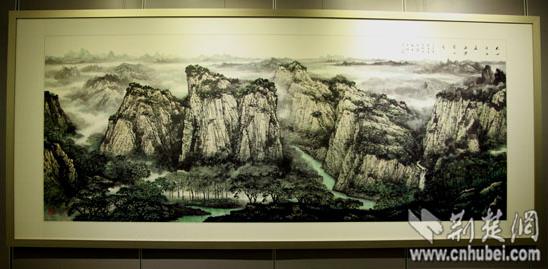 董继宁百件山水画作品亮相湖北图书馆