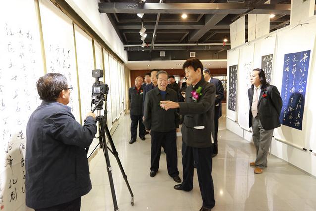 白山迹象 笔墨诗韵——邱恩义《长白山诗词书法作品展》在长春美术馆开幕