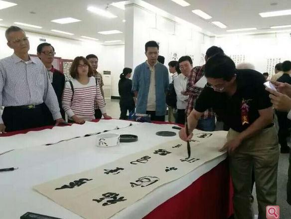 第一届全国青运会《青春梦想》书法艺术展福州画院举行