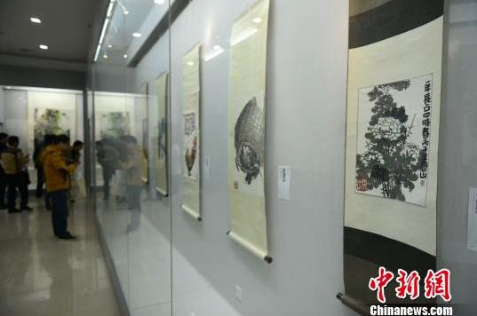 ����ɽ70�������滭��Ʒ������̶չ��