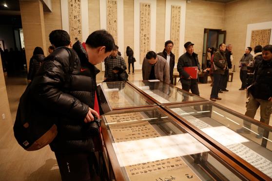 胡抗美书法艺术展在中国美术馆开幕