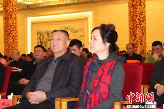 名家书画册及黄君璧黄湘詅父女作品联展将举行