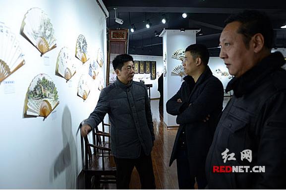 湖南书画第二届扇面展长沙启幕