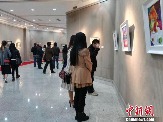 深穗精品绘画艺术嘉年华在深圳举行