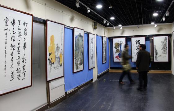 京风秦韵八人书画作品展在西安南大街茶城隆重开幕