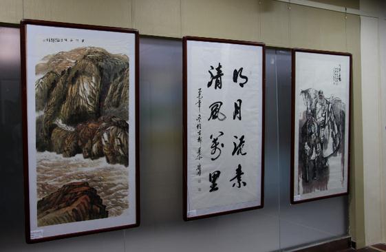 京风秦韵八人书画作品展在西安南大街茶城隆重开幕