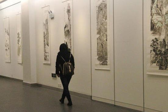 ɽ�����Ǿٰ조������ǡ������鷨չ