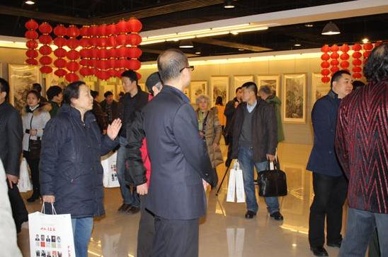 ������һ����黭ʮ��չ�����������ݿ�Ļ����ͼ��