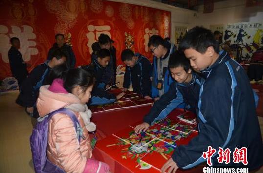 湖南长沙举办年画·话年滩头年画特展