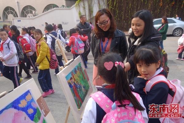 �׽조��ͨ�����к��ٶ��黭չ����������Ļ