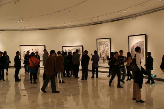 ������չ�����ڹ�ɽ�������ݾٰ�