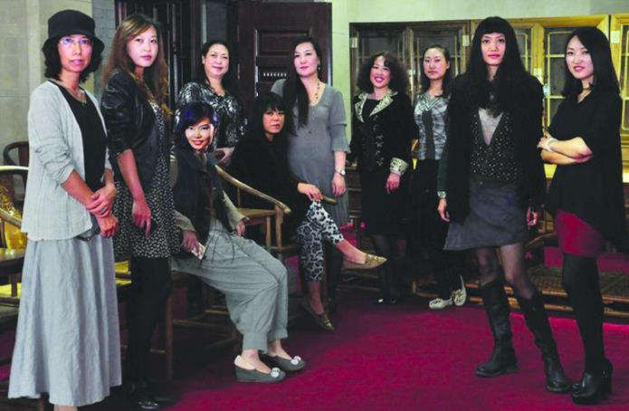 2012.10.11������й�ʮȫʮ��Ů�������ͻ�չ