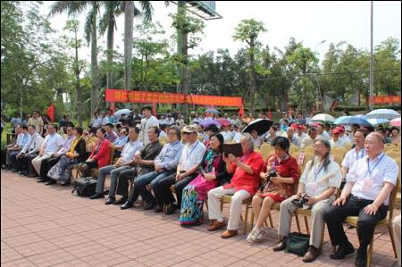 ���Ͼٰ조׷Ѱ��ɫ���Ӿ��ļ��䡱���͹����黭չ