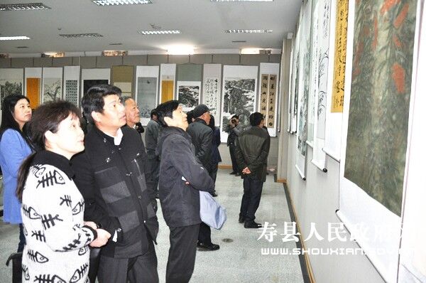 �������ط������������黭��Ʒ��չ