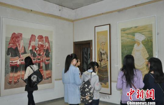 �콭������Ʒչ��������Ļ