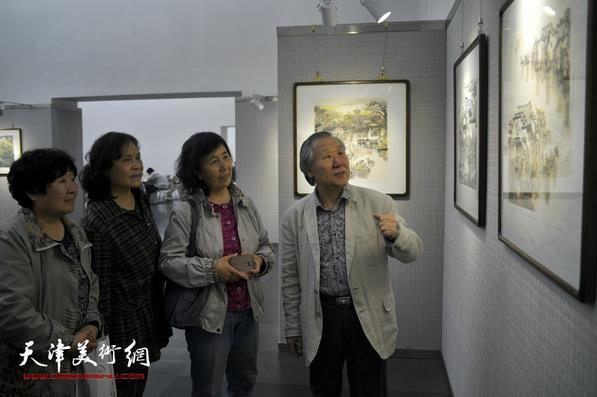 纪振民姬俊尧山水画小品展亮相天津图书馆