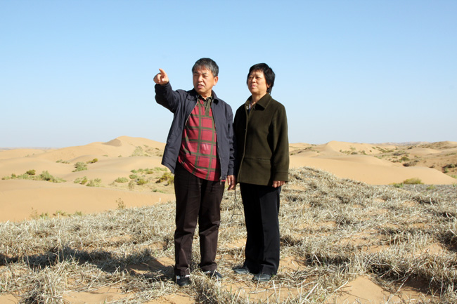 2009年杨秀坤在甘肃草原的牧民家里 在陕北黄河壶口