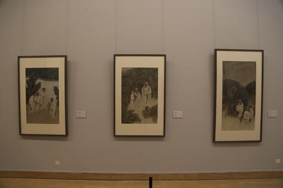 ��־���������ﻭչ�����й�������