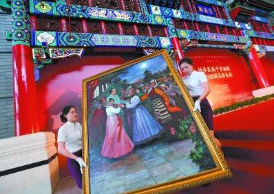 已故蒙古族画家官布夫人向首博捐《草原小姐妹》