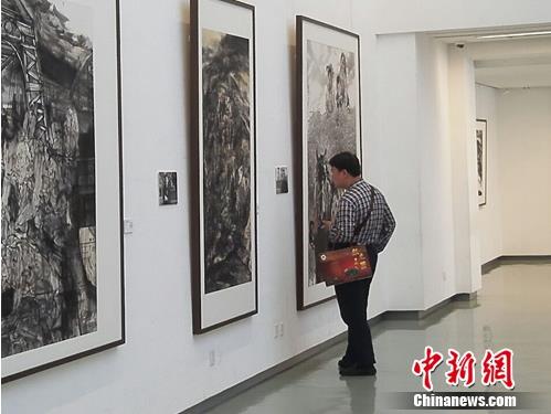 甘肃省国画作品展在中国国家画院美术馆开幕