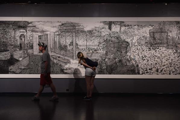 国家大剧院展出林容生、方向、丘挺山水画作品