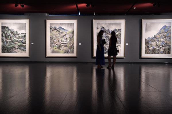 国家大剧院展出林容生、方向、丘挺山水画作品