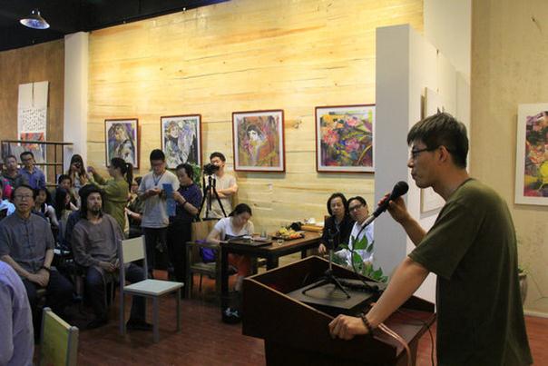 吴骎新中国画展在宋庄呼吸艺术空间开幕