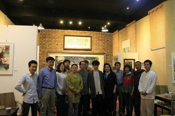 吴骎新中国画展在宋庄呼吸艺术空间开幕