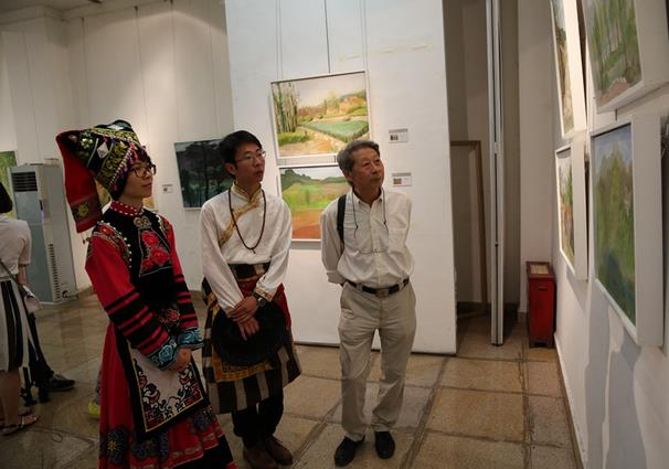 135件西部少数民族青年美术家作品在京展出