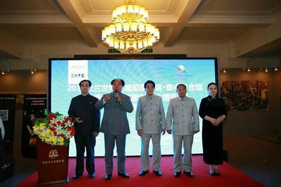 毛主席扮演者李志江,朱德扮演者木易、周恩来扮演者王念青、邓小平扮演者黄忠阳、宋庆龄扮演者王毅君。