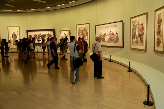 张广150余幅中国画作品在中国美术馆展出