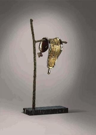 两档达利作品特展在上海相撞 各说各有理