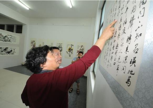 安徽赴欧洲世博会书画名家“三人行”书画展启幕