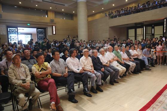 第二届中国青年油画作品展亮相中国美术馆