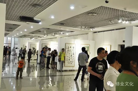 重庆书画社成立30周年书画展隆重启幕