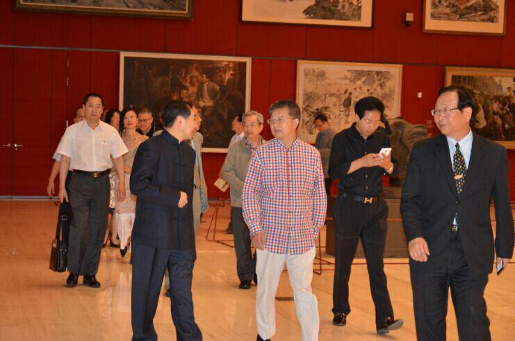 台湾书画家朱振南现代水墨展在京启幕