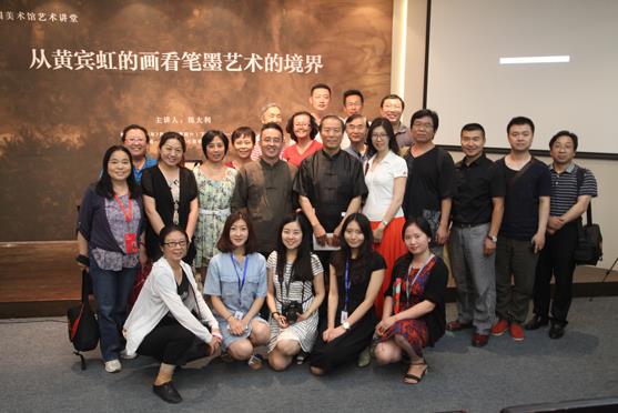 �̴�������