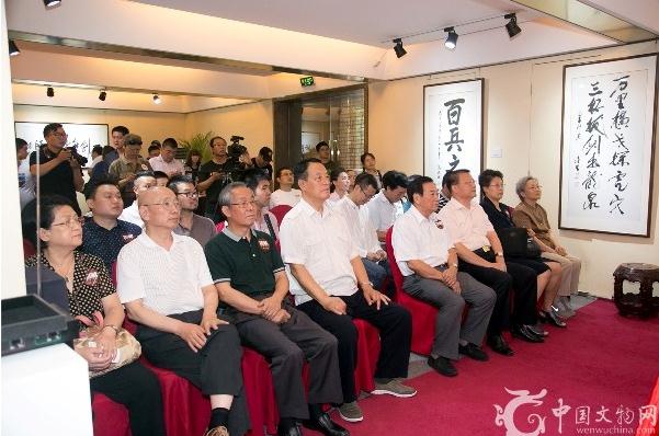 六位将军共同为龙泉《亮剑》揭幕 迎接抗战胜利70周年