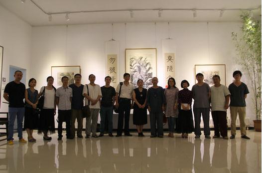 ������������δʮ���ż���չ�ھ���Ļ