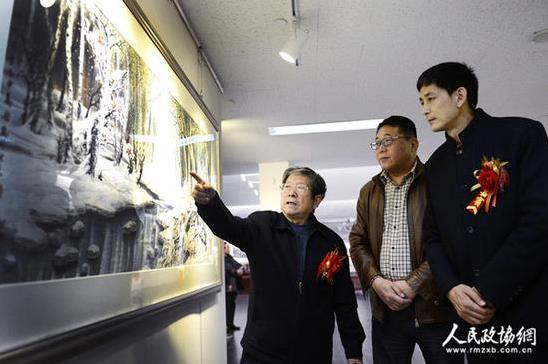 高宏冰雪画全国巡回展在京开幕
