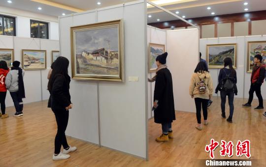 两岸画家画福建油画写生作品展福州启幕