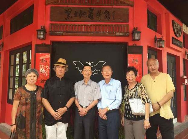 常健君 沈玉萍教授应邀岀席新加坡元宵雅集